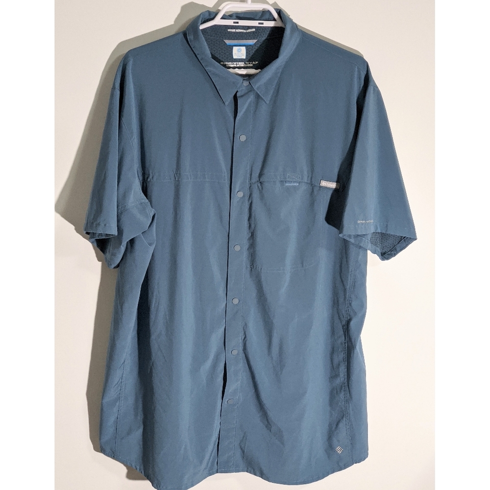 Columbia Omni Wick Button Down